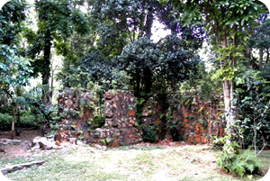 Les ruines de la Mission